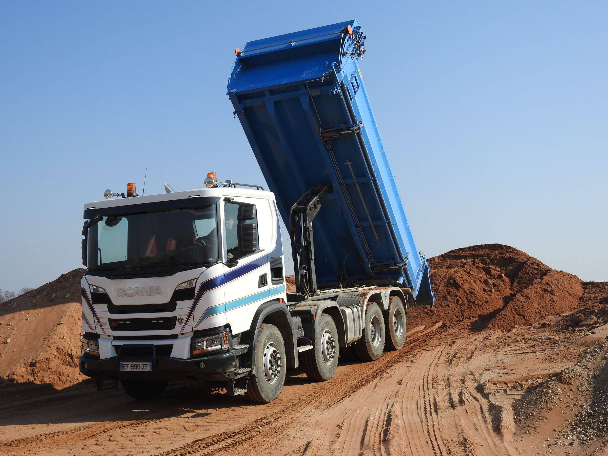 Sablière et location d’engins et camions de travaux publics à Brumath près de Strasbourg Erstein 0