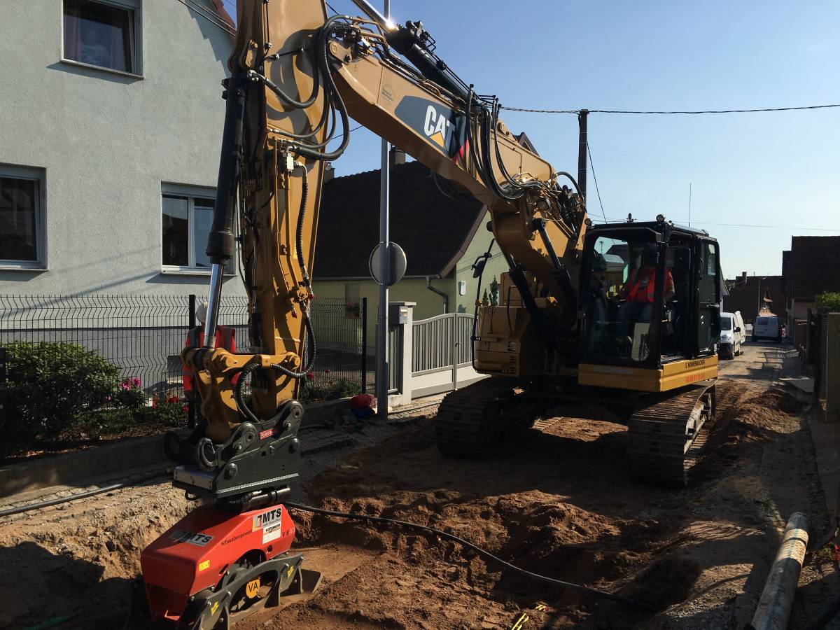 Pelle CATERPILLAR 325F Ostwald 0