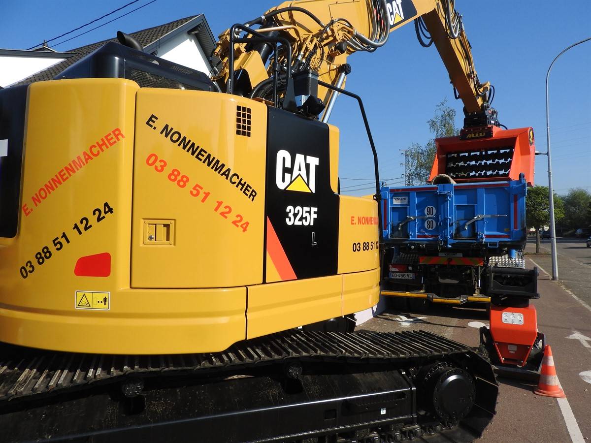 Pelle CATERPILLAR 325F Ostwald 0