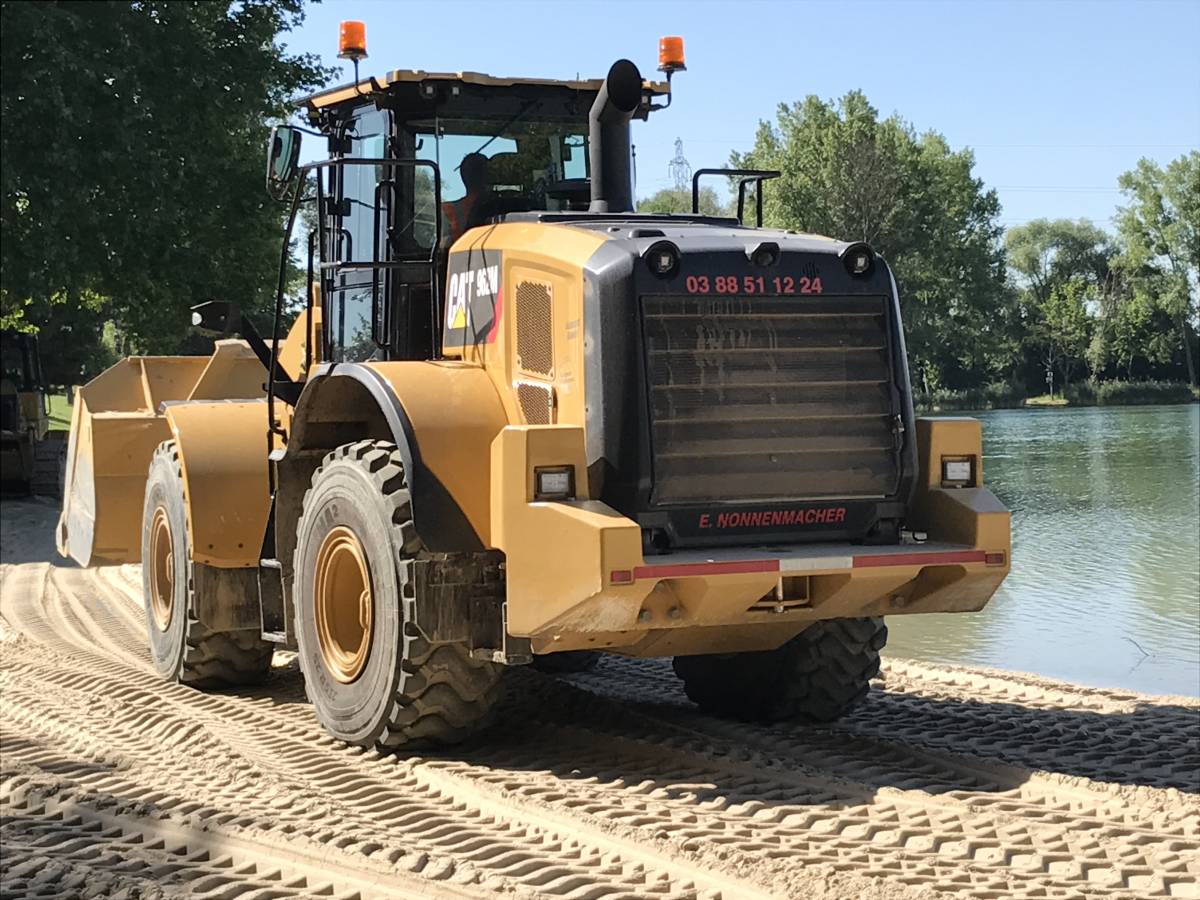 Chargeur sur pneus 962M Schiltigheim 0