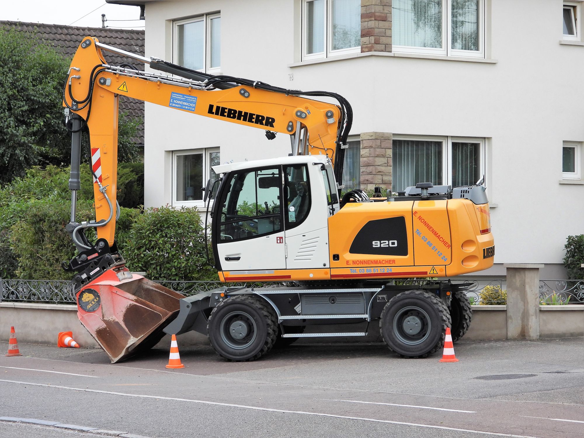Pelle LIEBHERR 920 Obernai 0