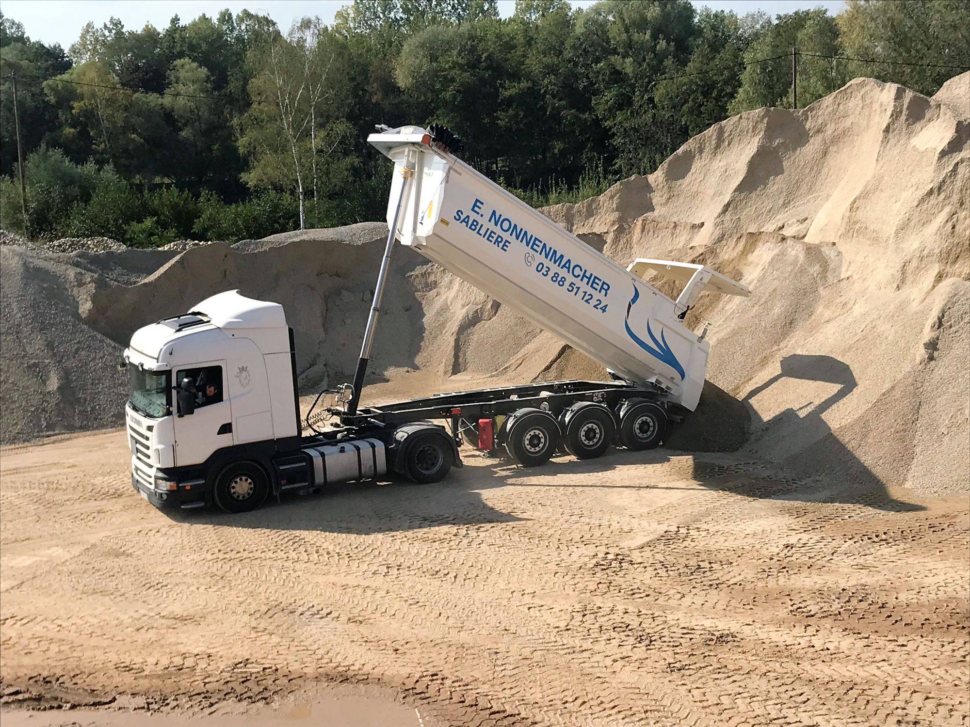 Semi 4&#215;2 Hœœnheim 0